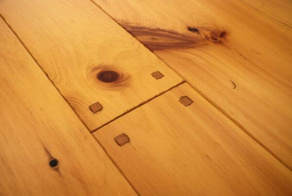 Wide Plank Yellow Pine with flush pegs and Harvest Pine color Hard Wax Oil